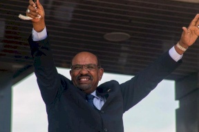 قصة الدم بين البشير ومبارك.. و7 محاولات اغتيال