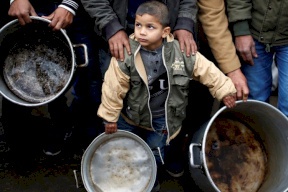 الإندبندنت البريطانية: مليون إنسان سيعانون من الجوع إذا استمرت أزمة غزة