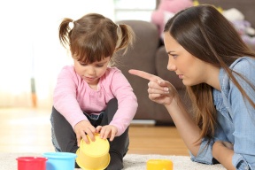 أساليب التعامل مع الطفل العنيد