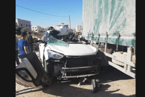 مركبات الموت..وفاة طفل بحادث سير بطولكرم اثناء قيادته لمركبة والده