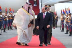 هل قام السيسي وبن سلمان باقناع ترامب بدعم حفتر؟