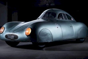 اقدم سيارة بالتاريخ تعرض للبيع والسعر خيالي