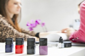 مراكز التجميل موطن الإصابة بالسرطان !