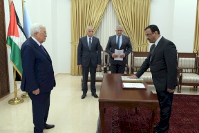 أحمد براك يؤدي اليمين القانونية أمام الرئيس عباس