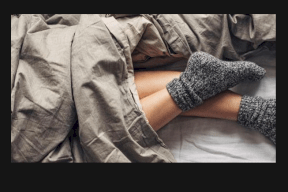  لهذا السبب ناموا وأنتم تنتعلون الجوارب المبللة