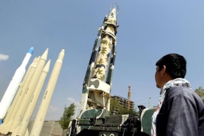 ايران تهدد بازالة اسرائيل خلال نصف ساعة فقط