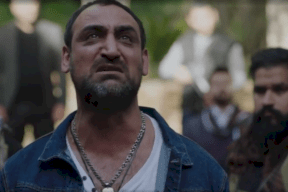  شاهد..."شاهين شيخ الجبل" يتلقى هدية مميزة من فلسطين