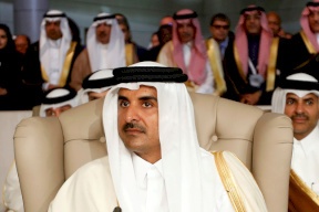 بلومبرغ: صفقة كبرى لإنهاء الصراع الخليجي