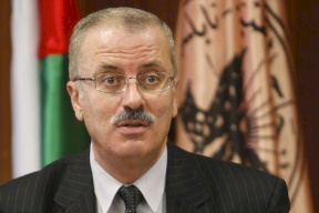 الحمد الله مُبرراً : الوزراء ذهبوا الى الرئيس حينها لطلب زيادة رواتبهم!