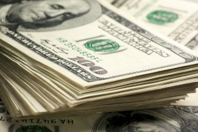 رجال أعمال القطاع الخاص يعرضون أموالهم على الرئيس عباس