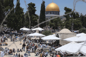 ربع مليون يصلون الجمعة الاخيرة بالأقصى