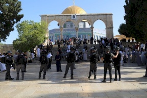توتر في الأقصى ..اصابات واعتقالات واقتحامات واسعة للمستوطنين