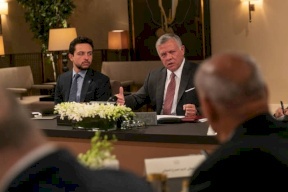 العاهل الأردني يعلن سبب موافقته على المشاركة في مؤتمر البحرين