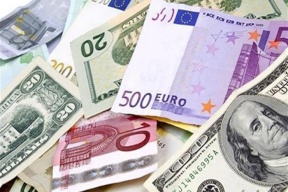 اسعار العملات: استقرار اسعار الصرف