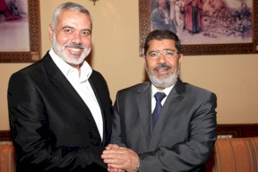 هكذا علقت حماس على وفاة محمد مرسي