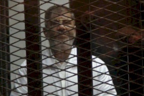 النائب العام يكشف تفاصيل وفاة محمد مرسي.. هذا كل ما حدث