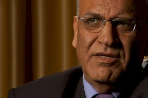 عريقات: لم نفوض أحدا للتحدث باسم فلسطين
