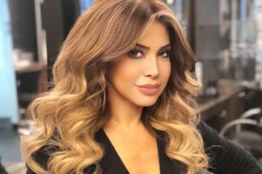 هكذا ردت نوال الزغبي على صحافي طلب يدها للزواج