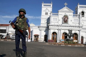 "جرائم ضد الإنسانية" تلاحق قائد شرطة سريلانكا