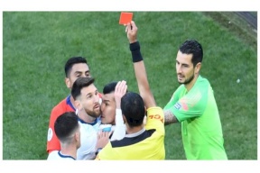 كوبأ أمريكا..الأرجنتين ثالثا وطرد مثير لميسي