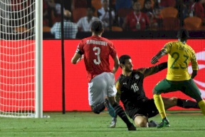 بعد خروج منتخب مصر..البرلمان يطلب تحقيقا مع اتحاد الكرة