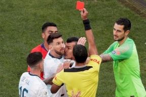 اتحاد أميركا الجنوبية: ميسي "قلل" من احترام مئات اللاعبين