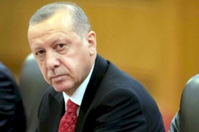 أردوغان يبحث عن 18 مليار دولار في ليبيا