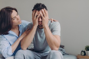 اكتئاب الزوج... أسبابه ودور الزوجة في علاجه