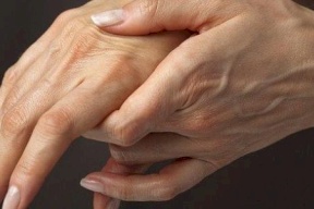 وجود خدر بالأطراف هل يعني وجود مشكلة خطيرة!