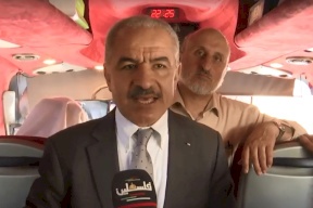 فيديو.. اشتية يتفقد تسيير قوافل حجاج الضفة