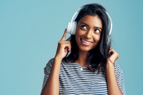 احذروا.. سماعات الرأس الحديثة تدمر السمع!