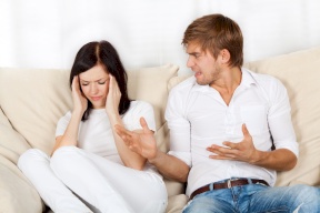 صفات في الرجل تدعوكِ للاحتراس منه