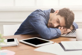 هل تصدق.. قيلولة مرتين بالأسبوع تقي من مرض القلب؟
