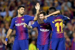 خلال المباراة.. ملثمون يسرقون منزل لاعب برشلونا