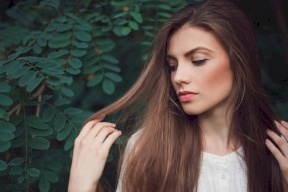هذه الأسباب تجعل شعركِ يتكسّر.. وهذه الحلول لتفاديها
