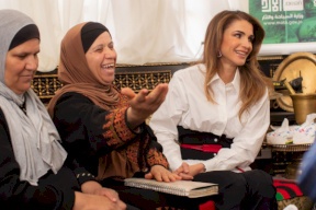 الملكة رانيا تعاتب الأردنيين