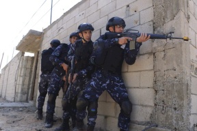 الشرطة توضح حقيقة ما حدث ببيت جالا خلال اعتقال أحد المطلوبين
