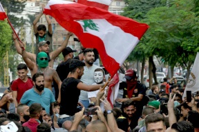 لبنان.. تحذيرات من تحول الدولة إلى العجز
