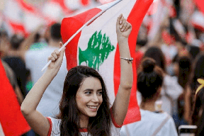 لبنان.. وزير حالي واثنان سابقان قد يحاكمون بالفساد