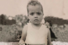 محمد هنيدي يسخر من صورته!