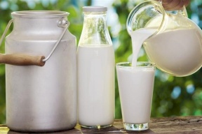 إذا واجهت هذه الأعراض.. توقف عن شرب الحليب فوراً