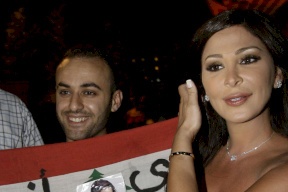إليسا لحكومة لبنان: يا عيب الشوم!