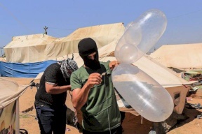 الاحتلال يزعم إطلاق بالونات مفخخة الى أسدود