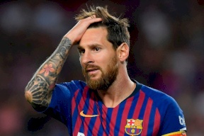   ميسي غاضب وقد يرحل عن برشلونة مجانا.. و"الضباع" تترقب