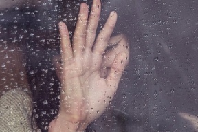 في البحرين: إنقاذ 21 فتاة من الاستعباد الجنسي