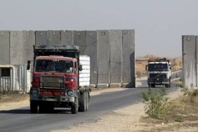 "إسرائيل" بدأت بفتح المعابر أمام الصادرات الفلسطينية