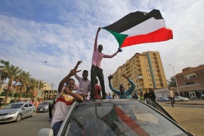 أمريكا ترفع جميع العقوبات عن السودان