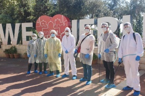 صور: جامعة القدس تنهي المرحلة الأولى من عملية التعقيم الطبي لحرمها الجامعي