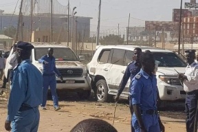 صور: نجاة رئيس وزراء السودان عبدالله حمدوك من محاولة اغتيال
