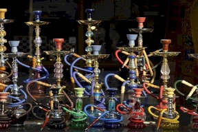 حرب رسمية على الشيشة في الخليج بسبب كورونا